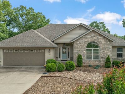 37 Grier Dr
