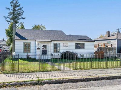 34 E Princeton Ave