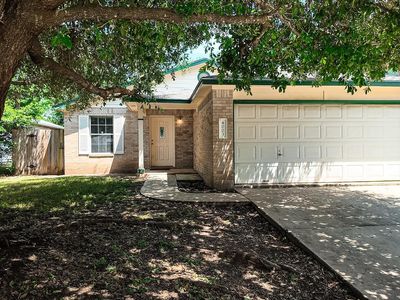 4003 Reeders Dr