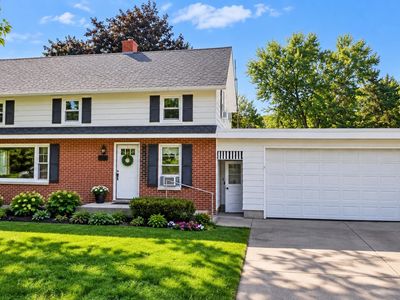 Property at 1043 N Monroe St, Waterloo, WI