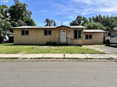 1702 Y Ave