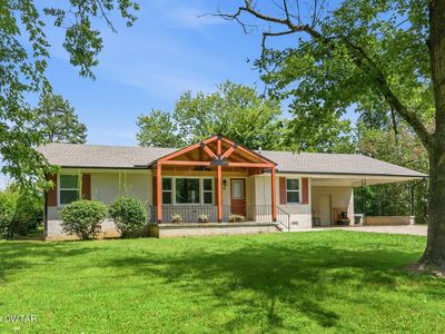 99 Lakewood Dr