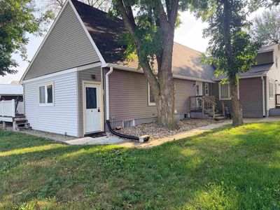 2212 Okoboji Ave