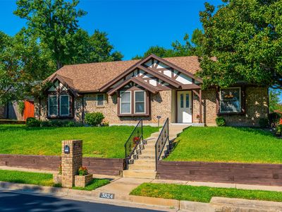 3824 Fox Hollow Dr