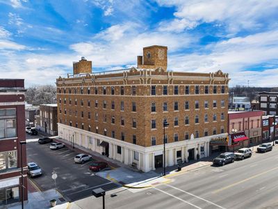 200 S Main St #8a8c03ee1