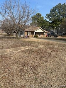 Property at 406 Diamond St, Holdenville, OK