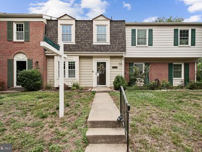 6518 Yadkin Ct