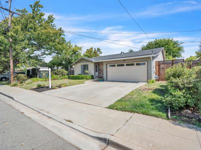 1400 Wagoner Dr