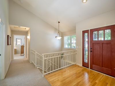 120 Woodridge Ln