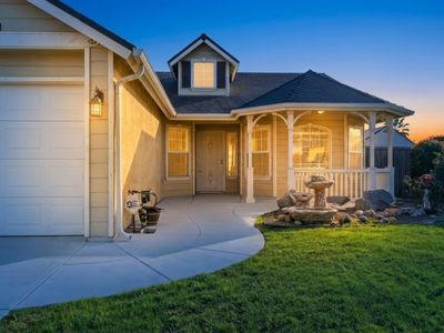 1095 W Saffron Street