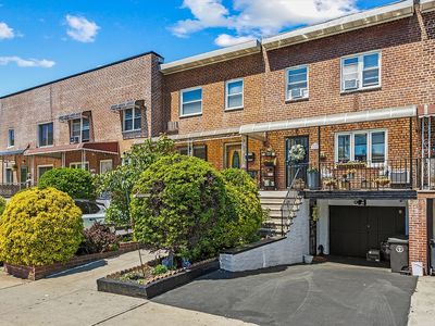 1709 Starr St Floor 2