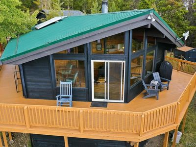 889 Lodgepole Drive