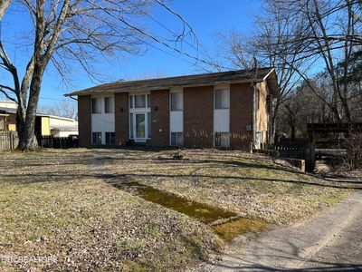 978 Camp St