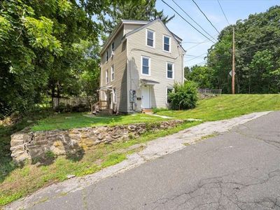 165 Pleasant St