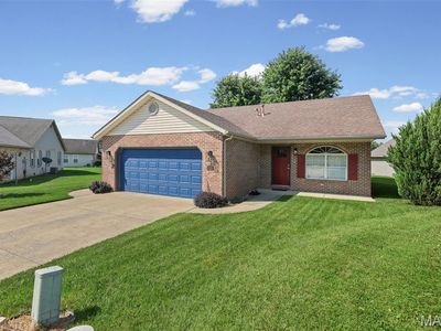 Property at 335 Westline Ct, Shiloh, IL
