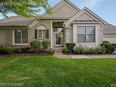 Property at 16934 Lochmoor Cir W, Northville, MI