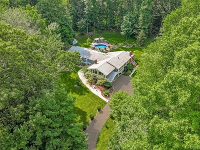 10 Longbow Road