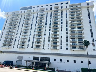 13499 Biscayne Blvd APT 613