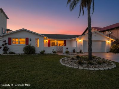 9837 Island Harbor Dr