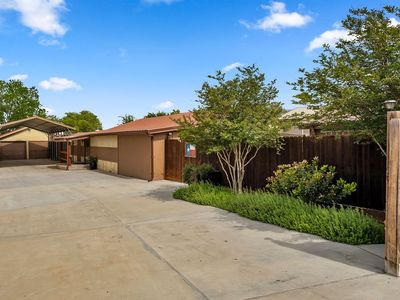 202 Lakeview Dr