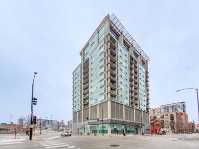 700 W Van Buren St APT 1402