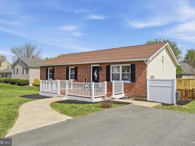 306 Tanager Dr