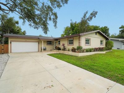 2347 Dora Dr