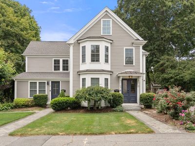 14 Adams St #14