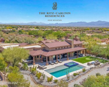 6067 W Seven Saguaros Cir