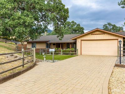 24450 Bay Ct