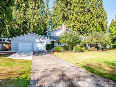 2949 Laurel Road