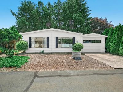 324 NE 35th St