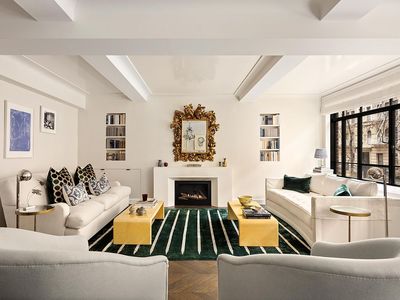 130 W 12th St APT 2B