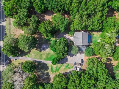 4275 Round Lake Rd