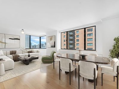 30 W 61st St APT 17D
