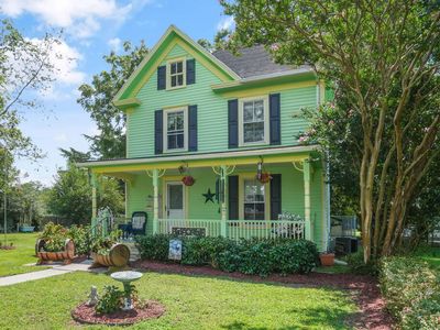 Property at 24400 Maxwell St, Parksley, VA