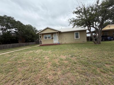 3608 N Tom Green Ave
