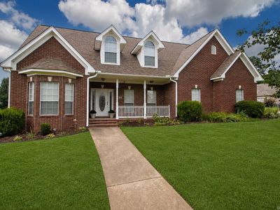 2305 Byron Dr