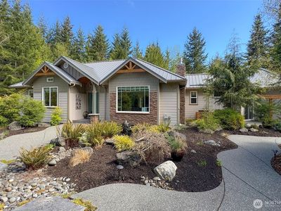 123 Headwaters Lane