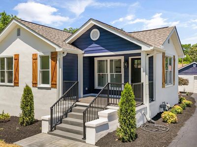 3352 Bellevue St