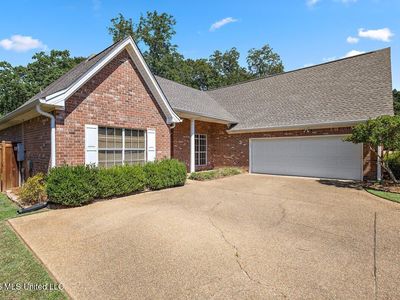 728 Woodrun Dr