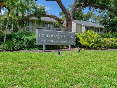 2220 Bahia Vista St APT G4