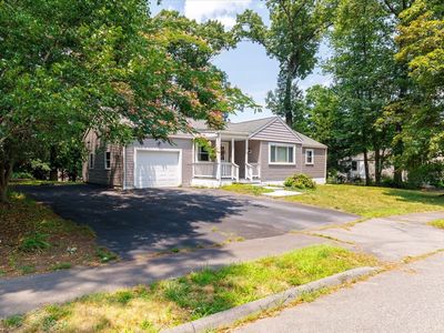 13 Curley Dr