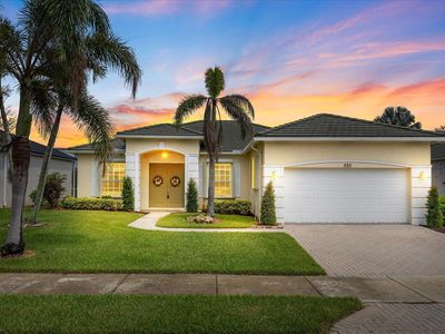 535 SW Lake Manatee Way