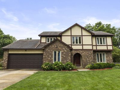 1099 Melinda Dr