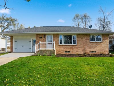 303 E Elm St