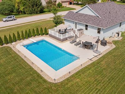 9428 Poplar Creek Pl