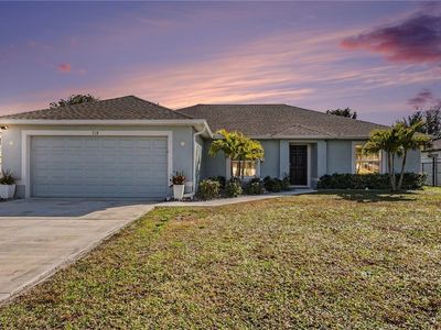 318 NW 4th St