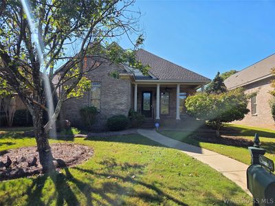 1224 Village Row