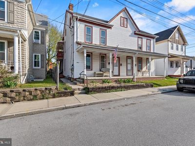 30 W Middle St